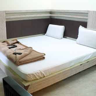 Hotel Aman Inn, New Delhi 3